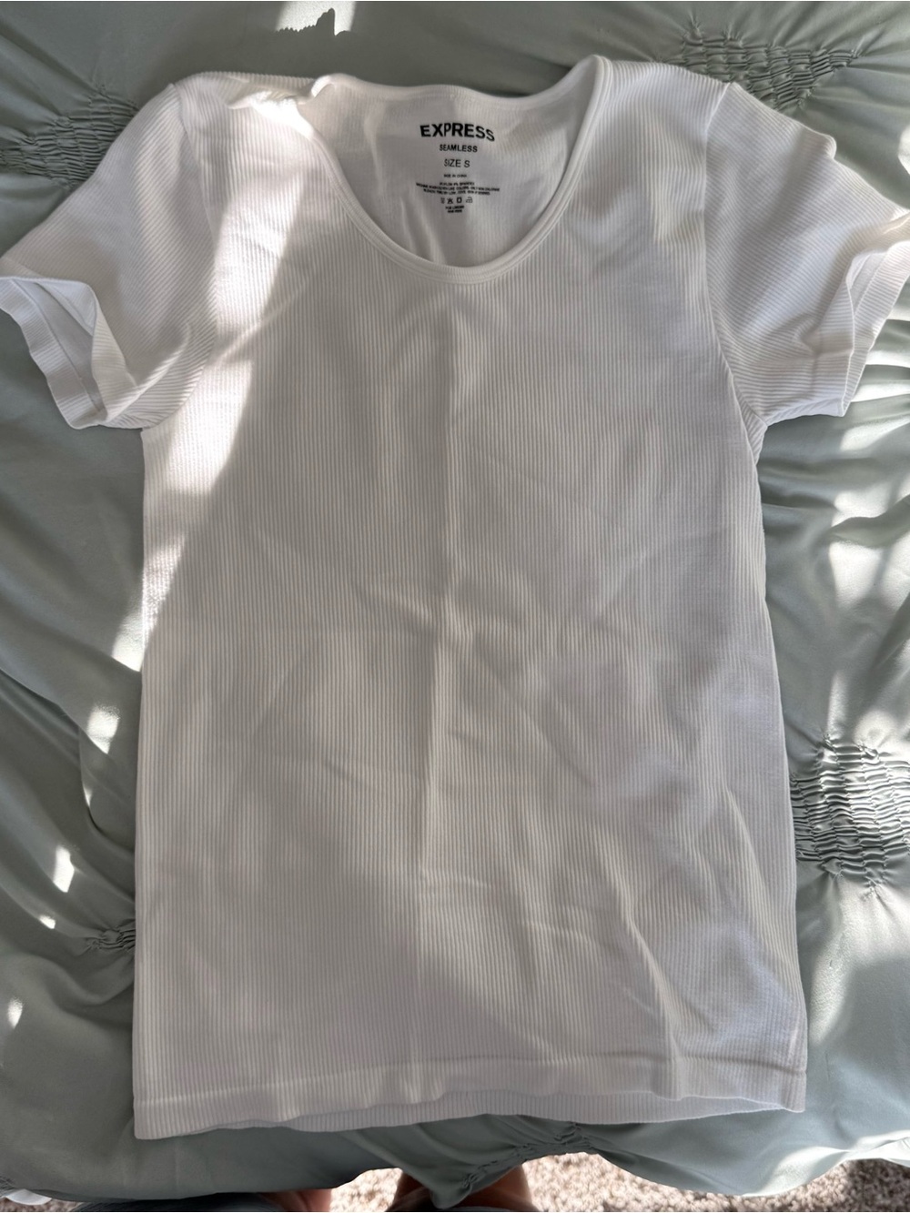 2 Express Seamless Ribbed Tees - Picture 3 of 5